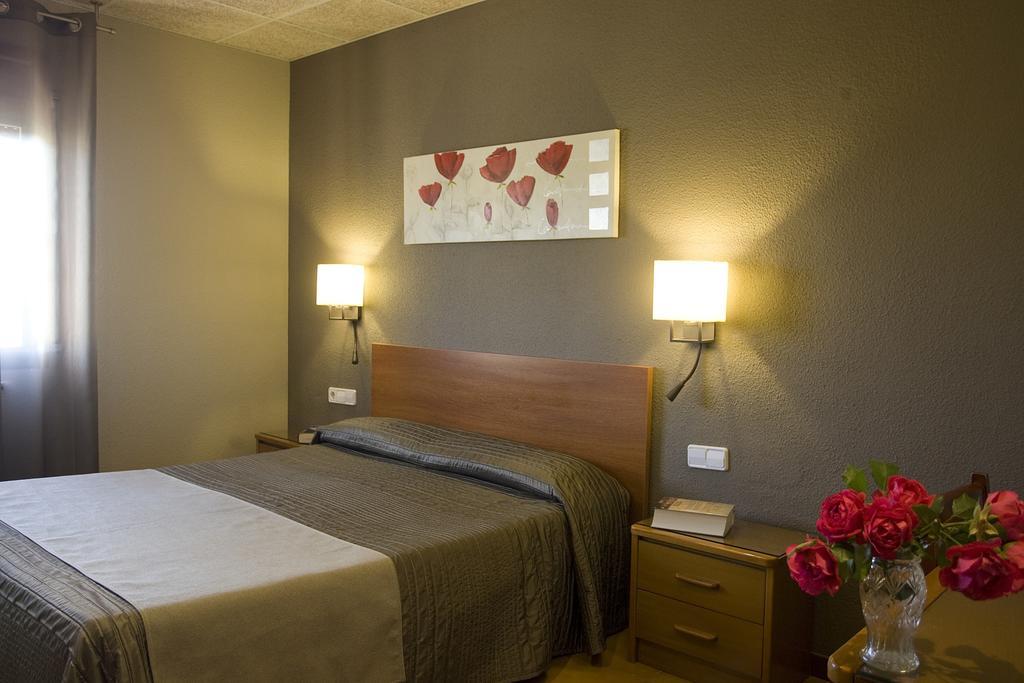 Hostal Barris Pals Room photo